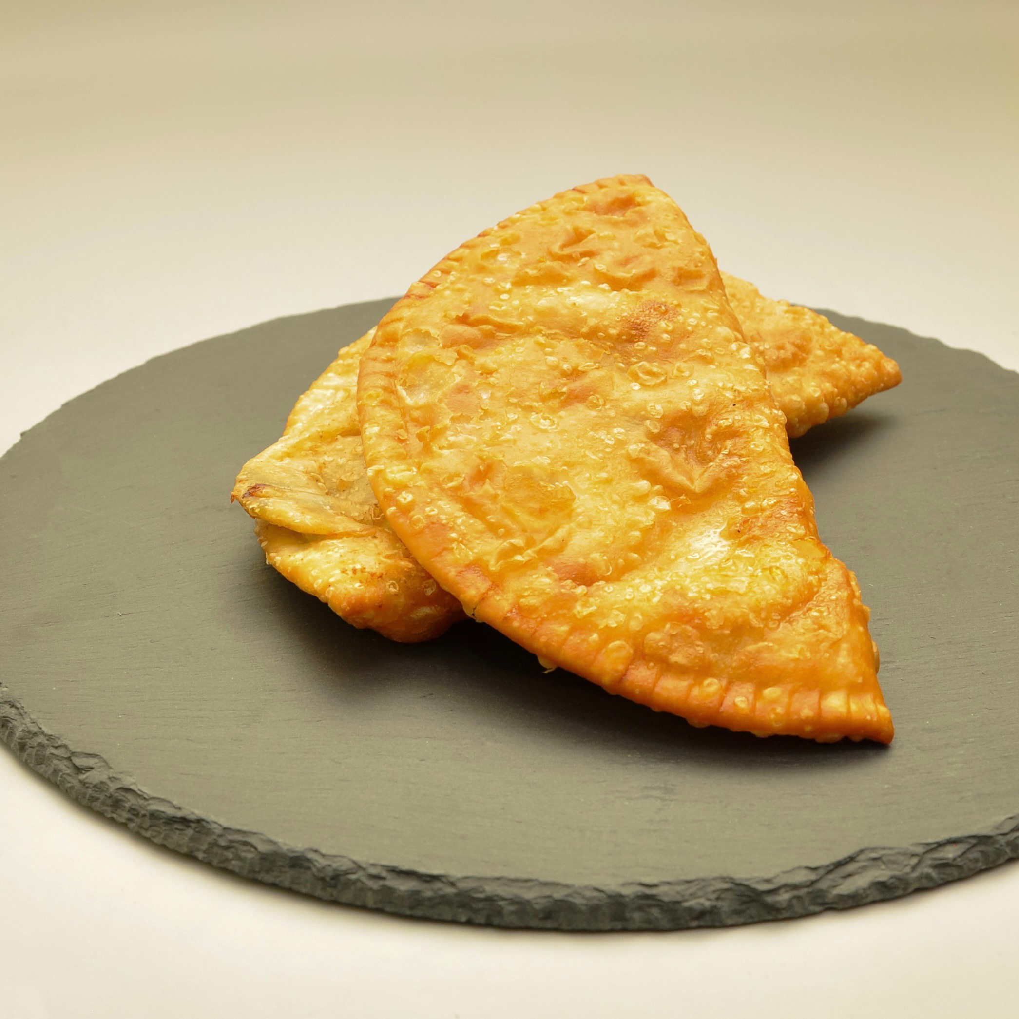 **н п Чебурек жареный с  говядиной  Наше производство  90г шт - интернет-магазин Близнецы